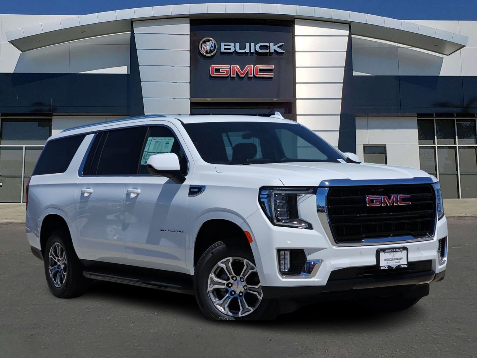 2024 GMC Yukon XL 2WD SLE 1