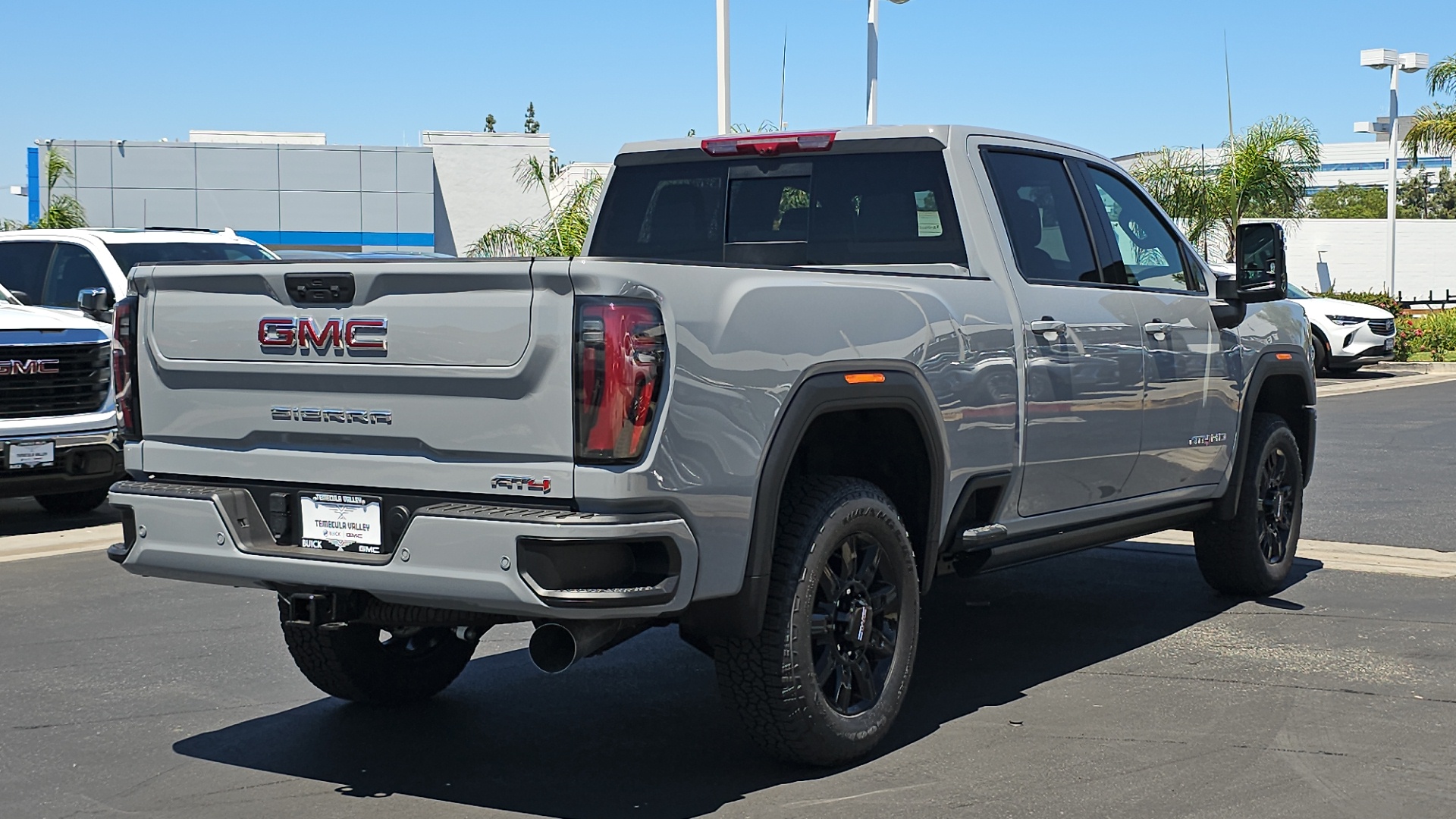 2024 GMC Sierra 2500HD 4WD Crew Cab Standard Bed AT4 12