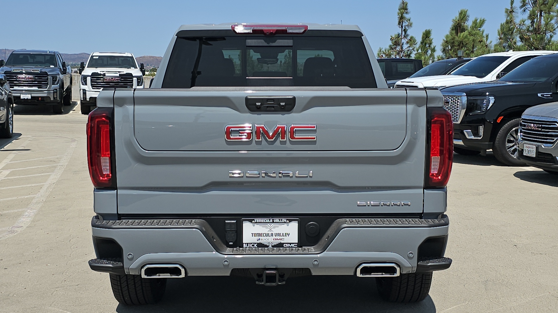 2024 GMC Sierra 1500 4WD Crew Cab Short Box Denali 11