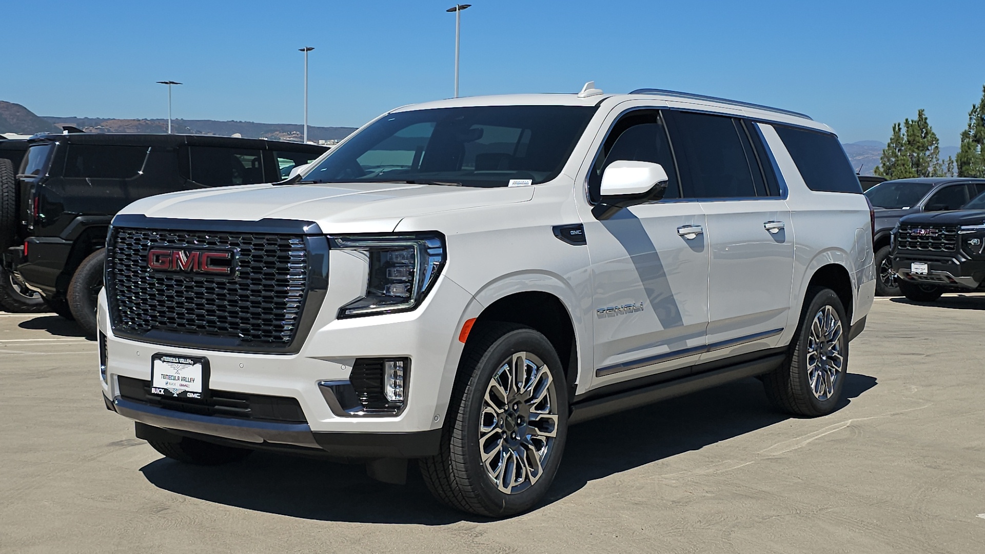 2024 GMC Yukon XL 4WD Denali Ultimate 4