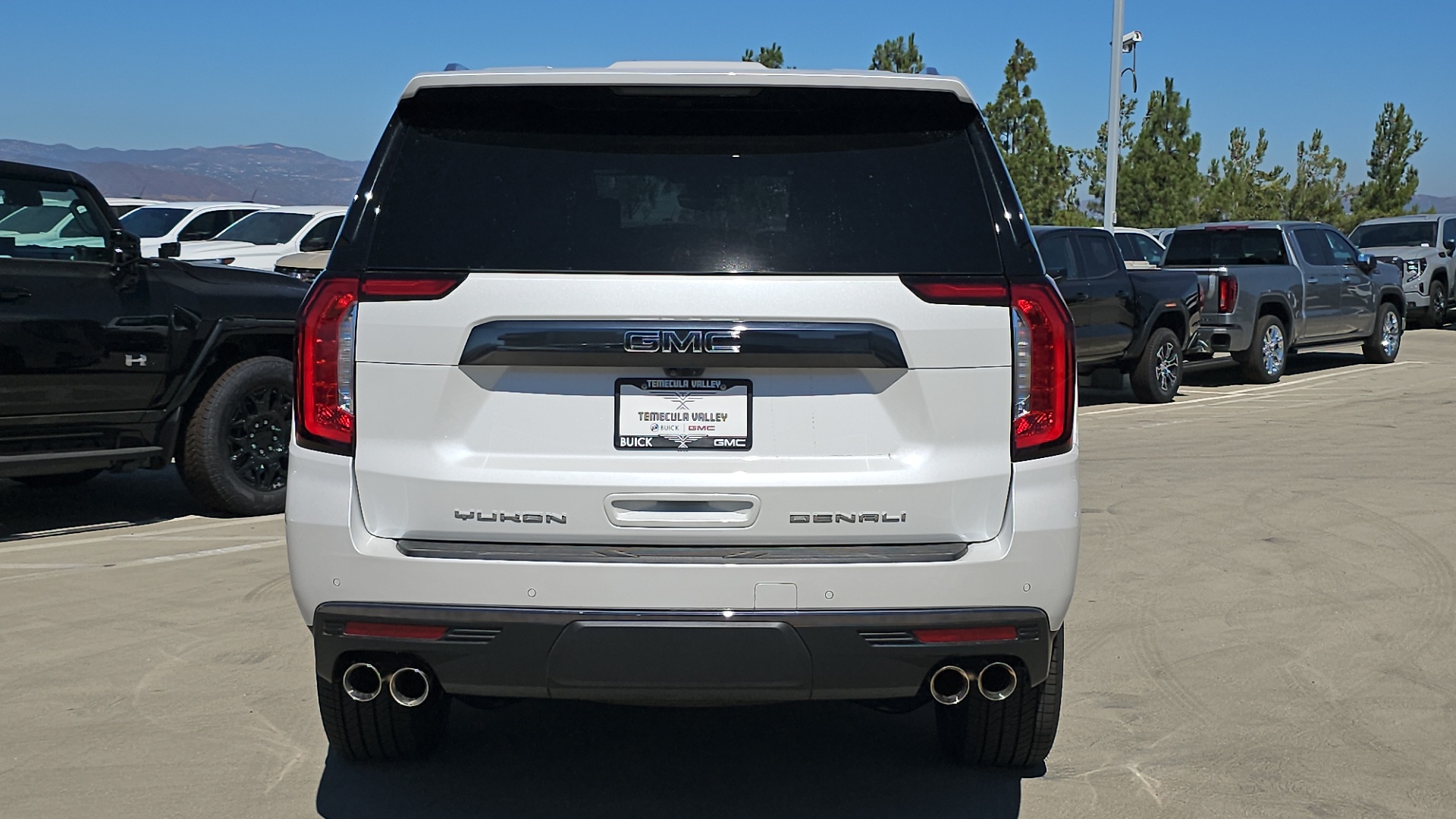 2024 GMC Yukon XL 4WD Denali Ultimate 11