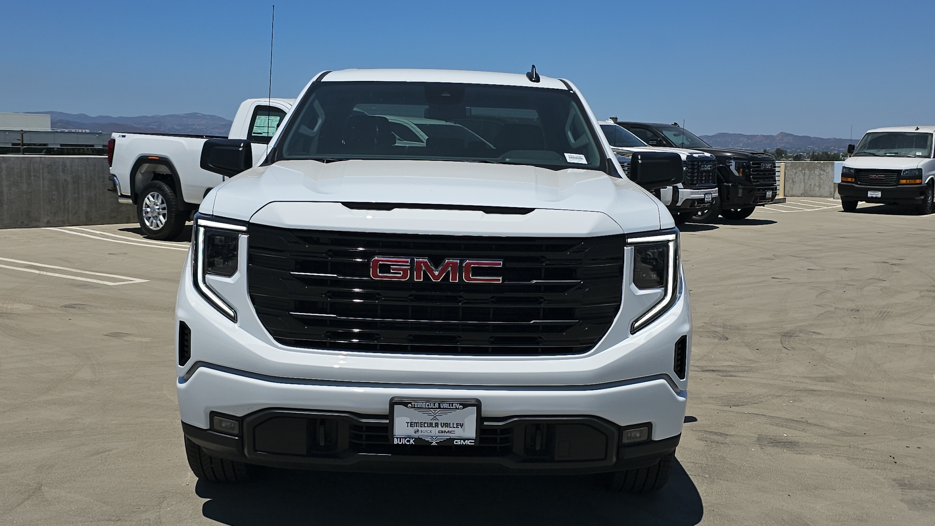 2024 GMC Sierra 1500 2WD Crew Cab Short Box Elevation 5