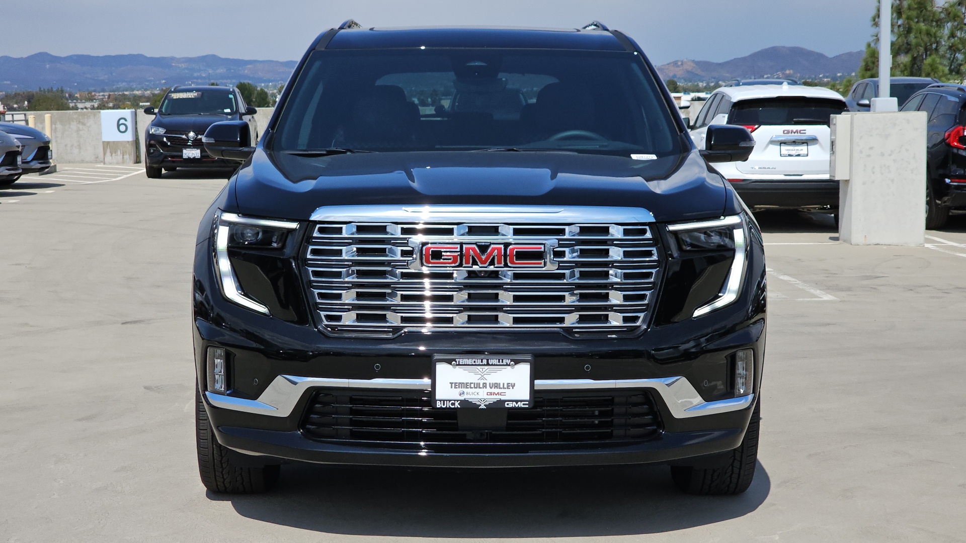 2024 GMC Acadia AWD Denali 5