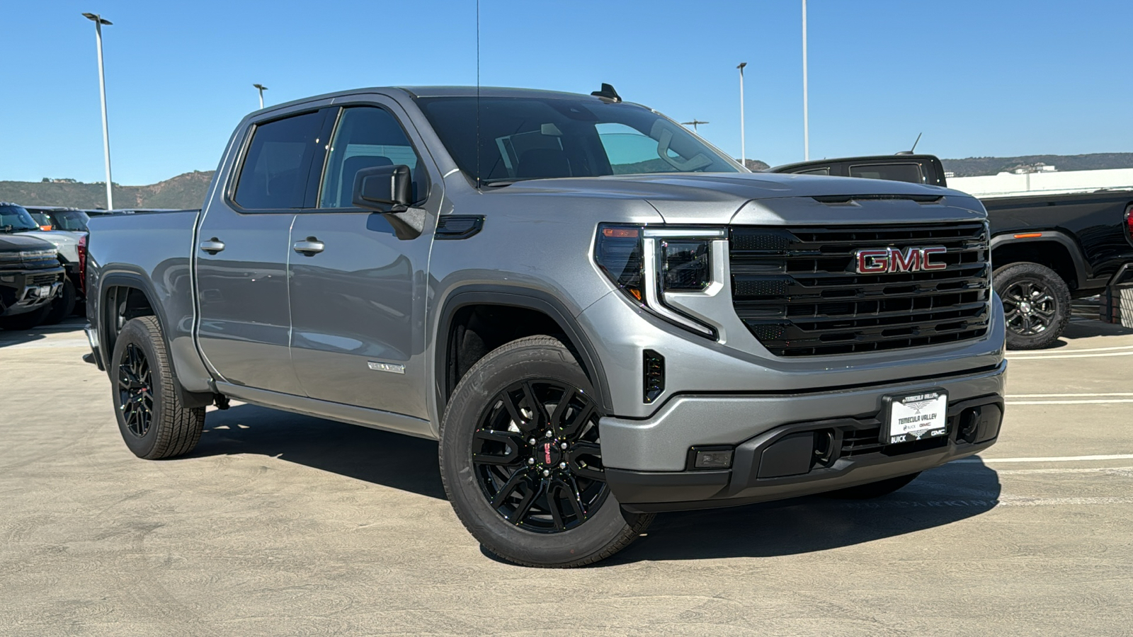 2024 GMC Sierra 1500 2WD Crew Cab Short Box Elevation 2