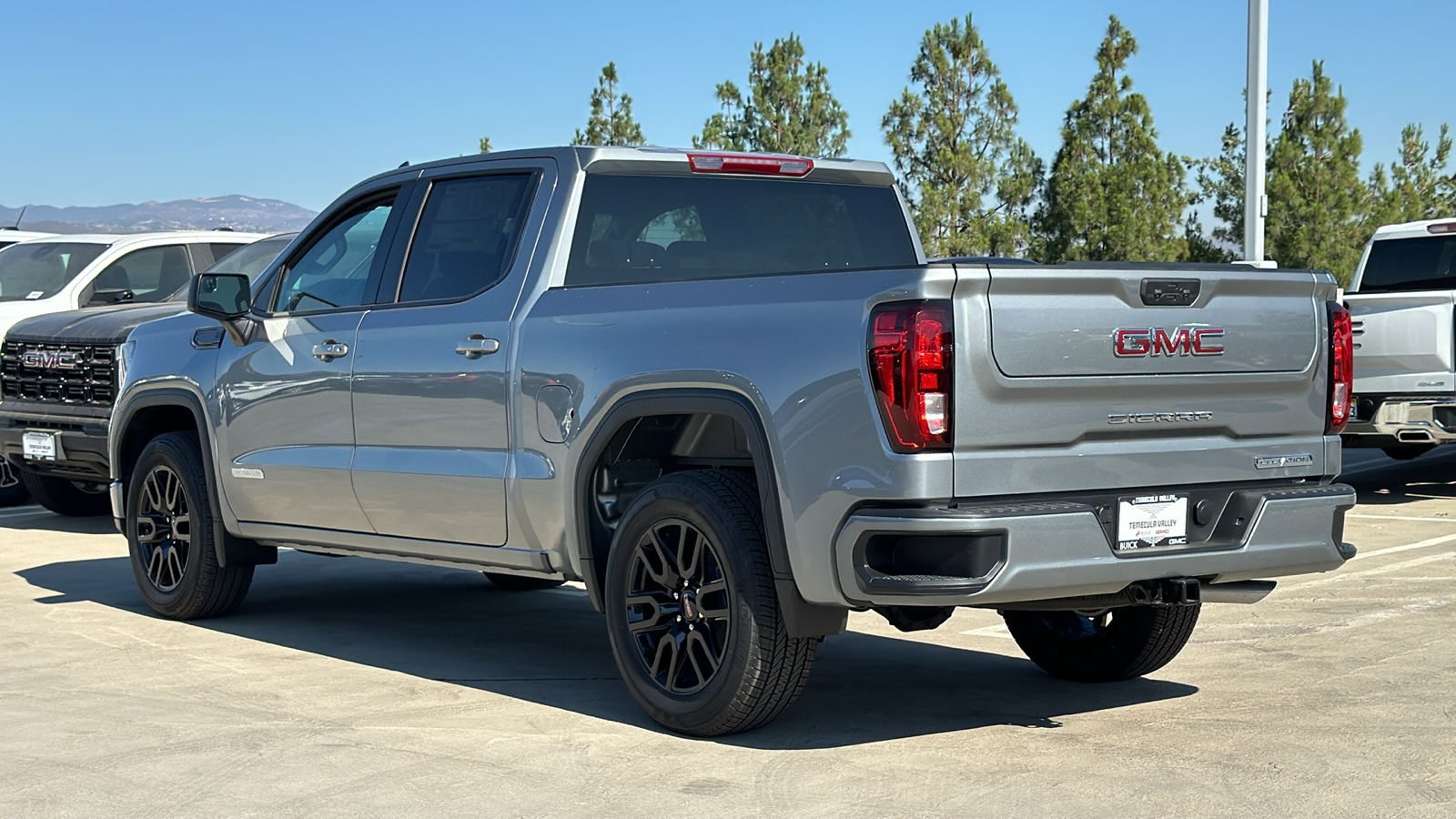 2024 GMC Sierra 1500 2WD Crew Cab Short Box Elevation 8