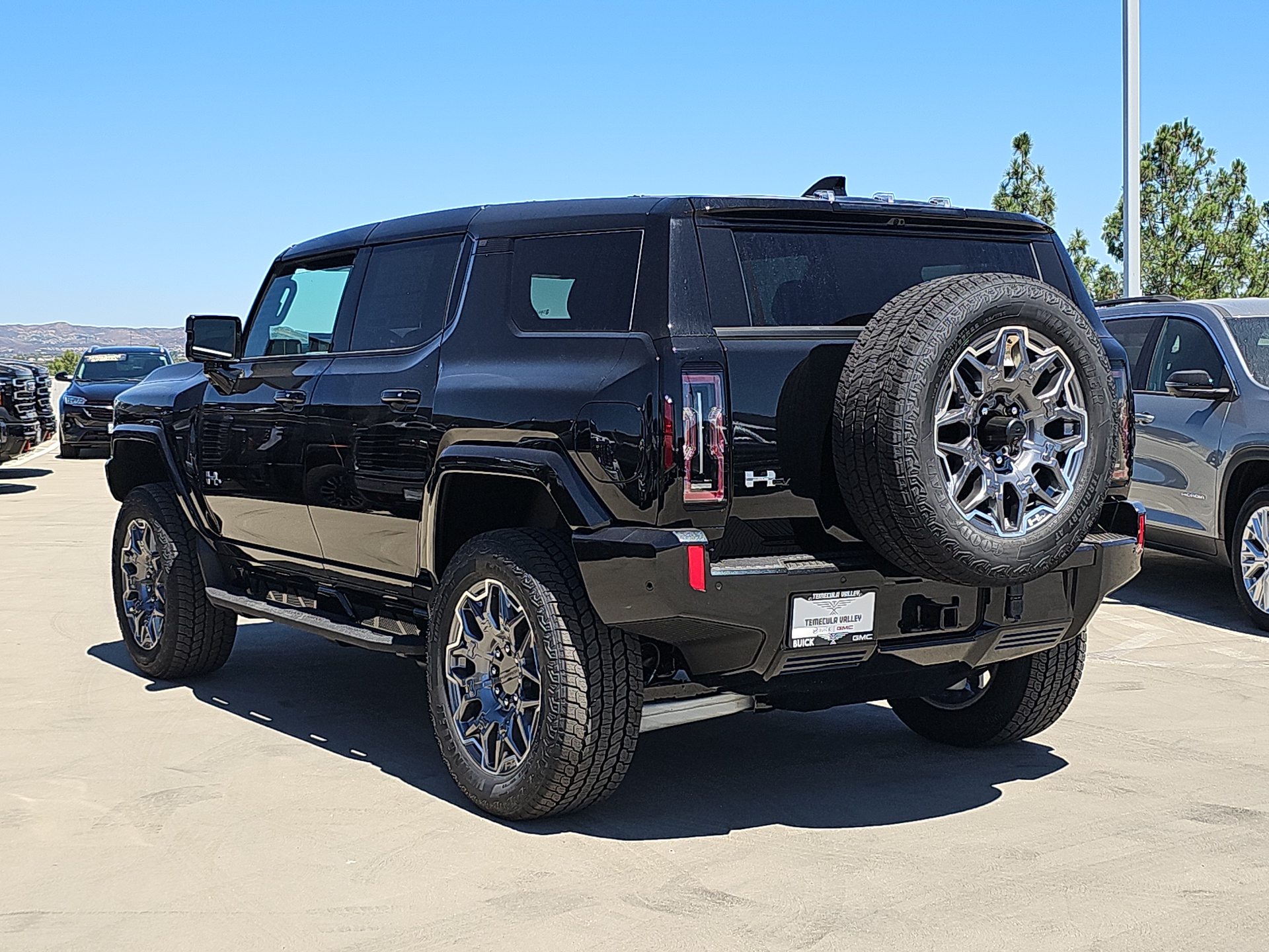 2025 GMC HUMMER EV SUV 3X 10