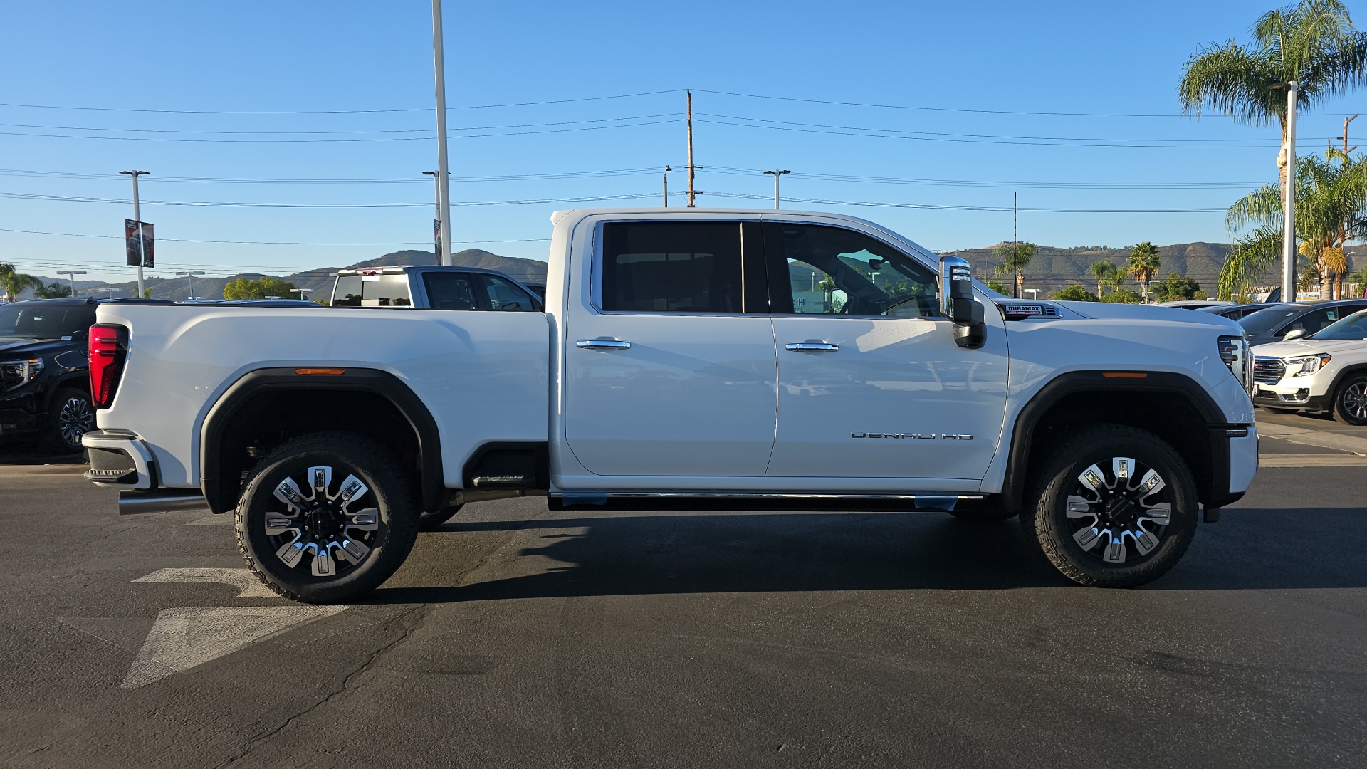 2025 GMC Sierra 2500HD 4WD Crew Cab Standard Bed Denali 6