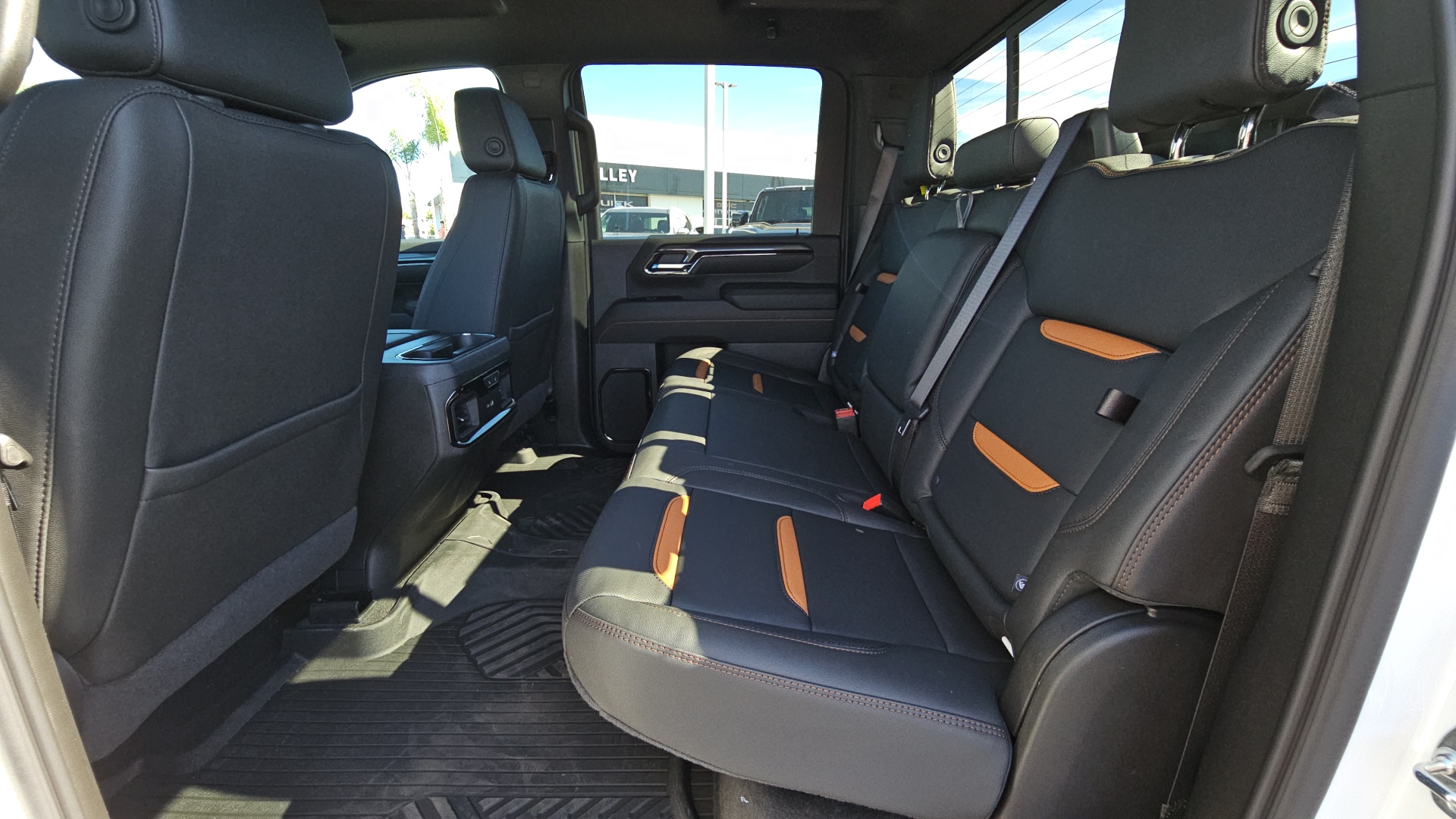 2025 GMC Sierra 2500HD 4WD Crew Cab Standard Bed AT4 22