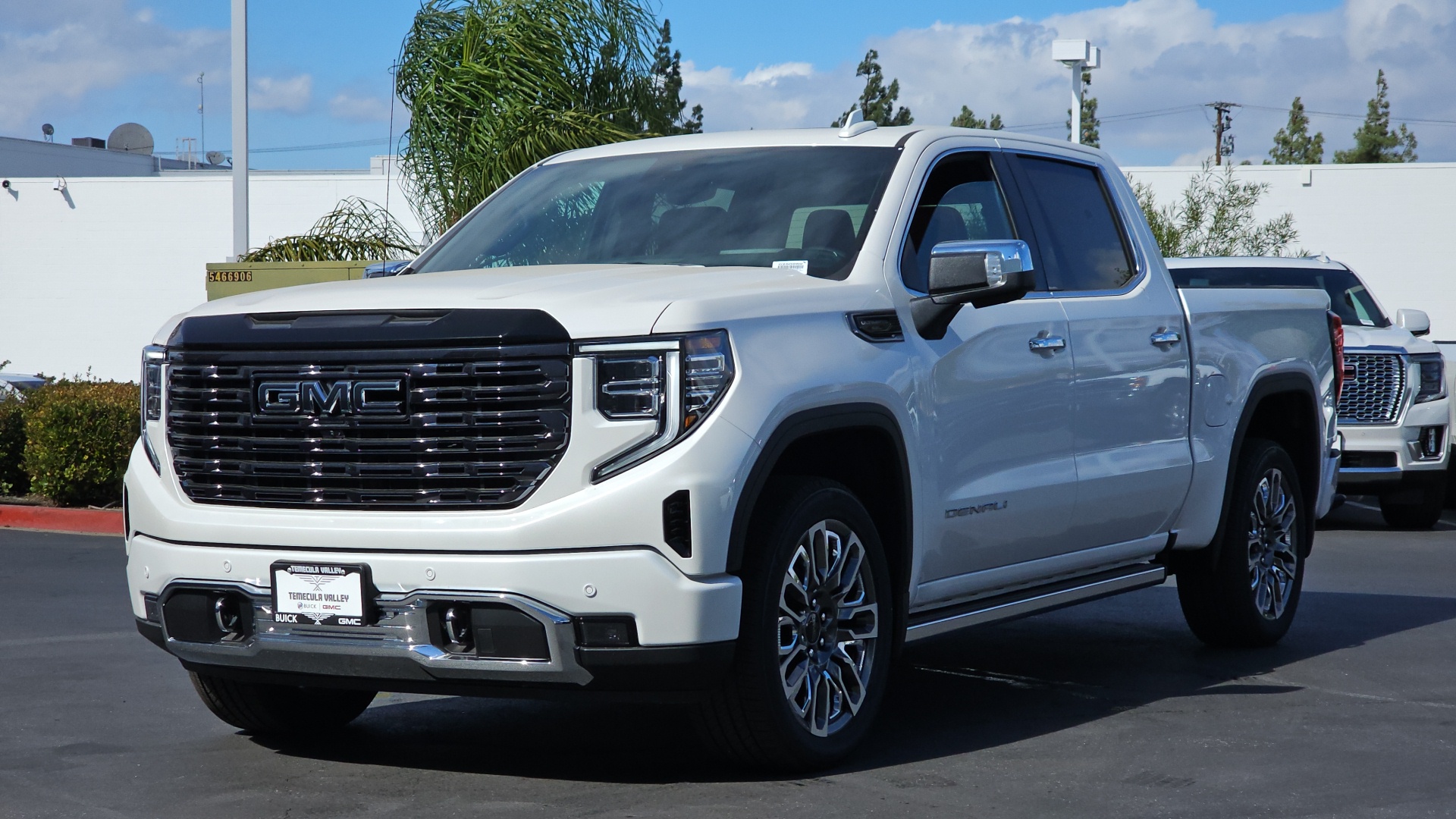 2025 GMC Sierra 1500 Denali Ultimate 4