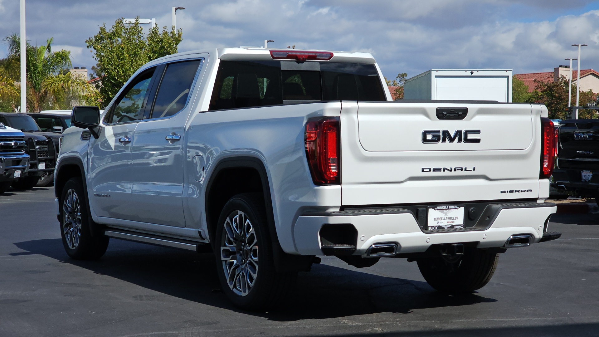 2025 GMC Sierra 1500 Denali Ultimate 11