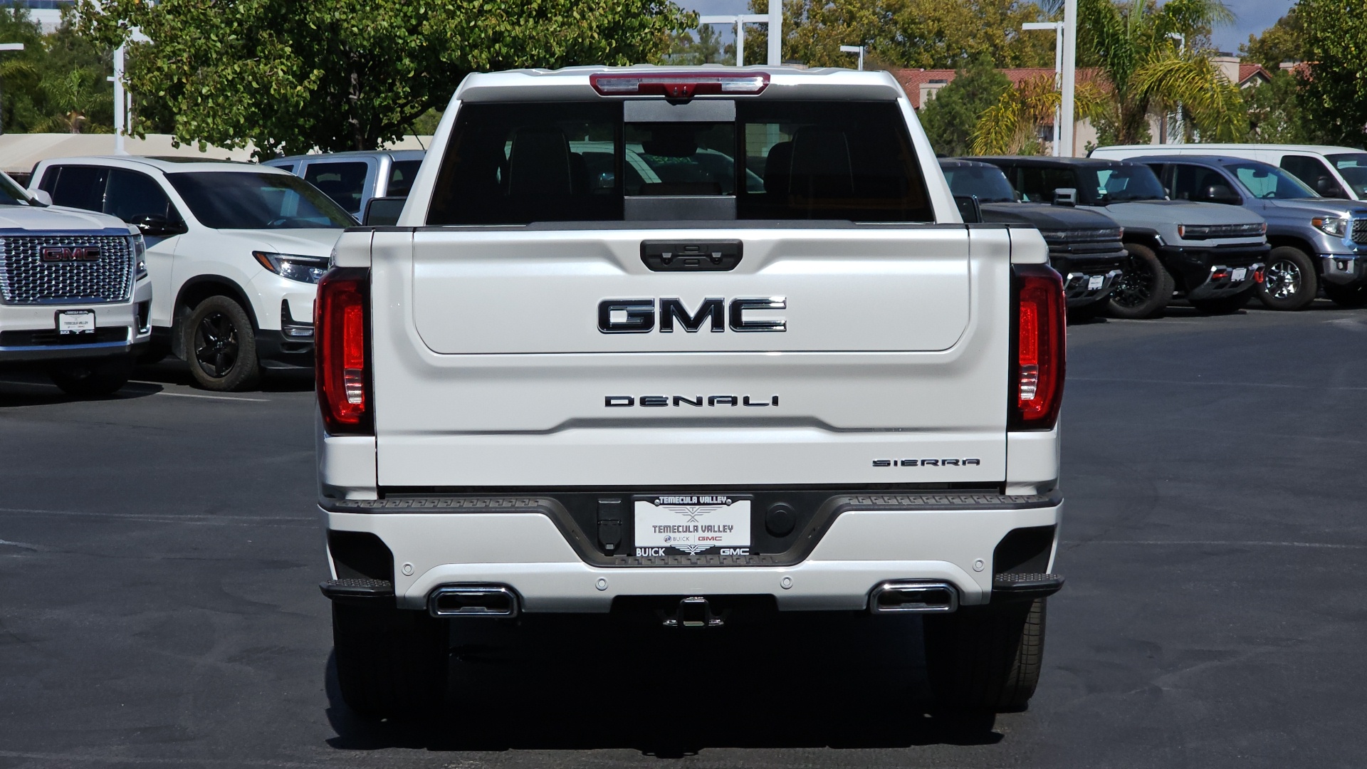 2025 GMC Sierra 1500 Denali Ultimate 12