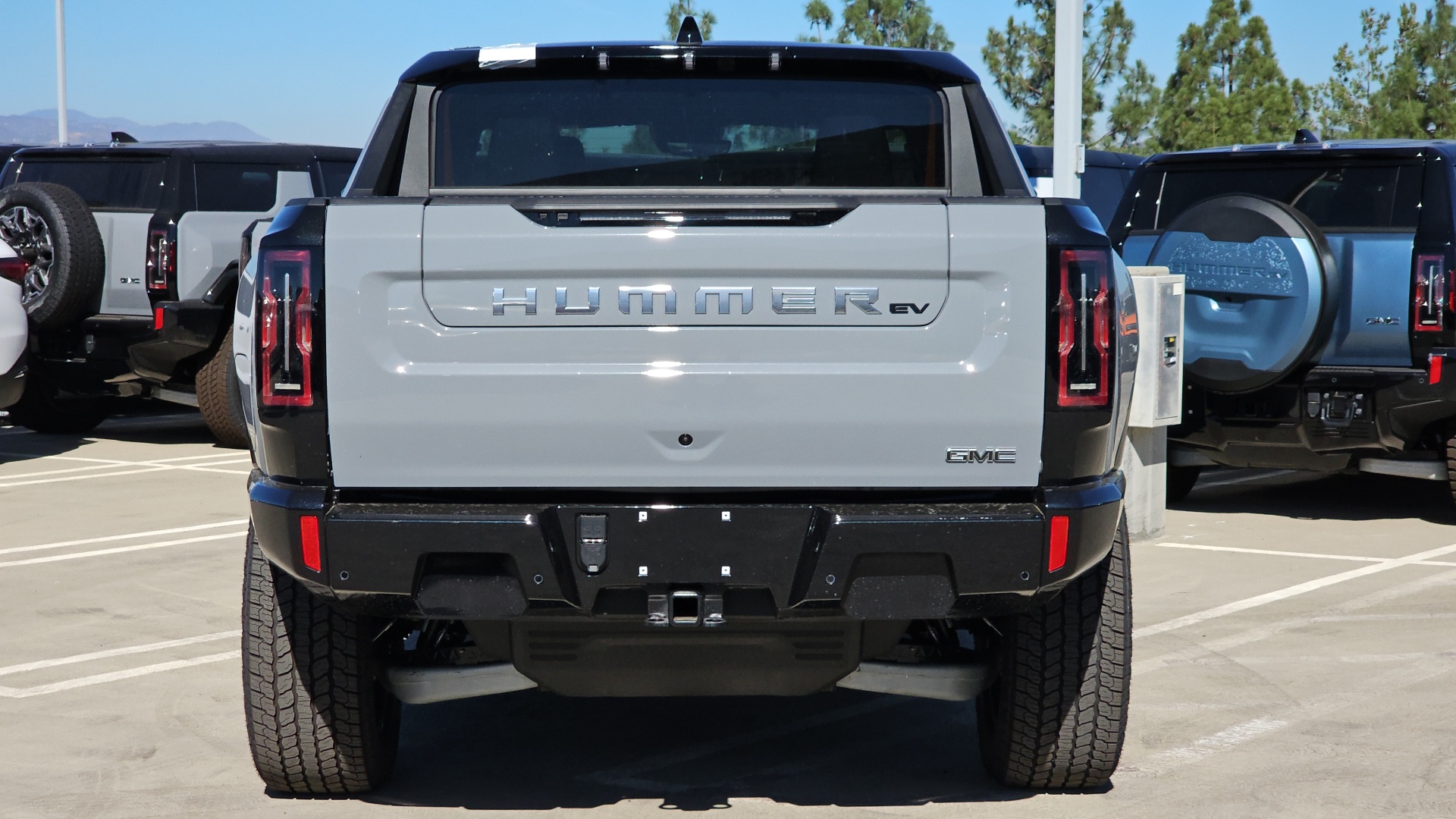 2025 GMC HUMMER EV Pickup 2X 11