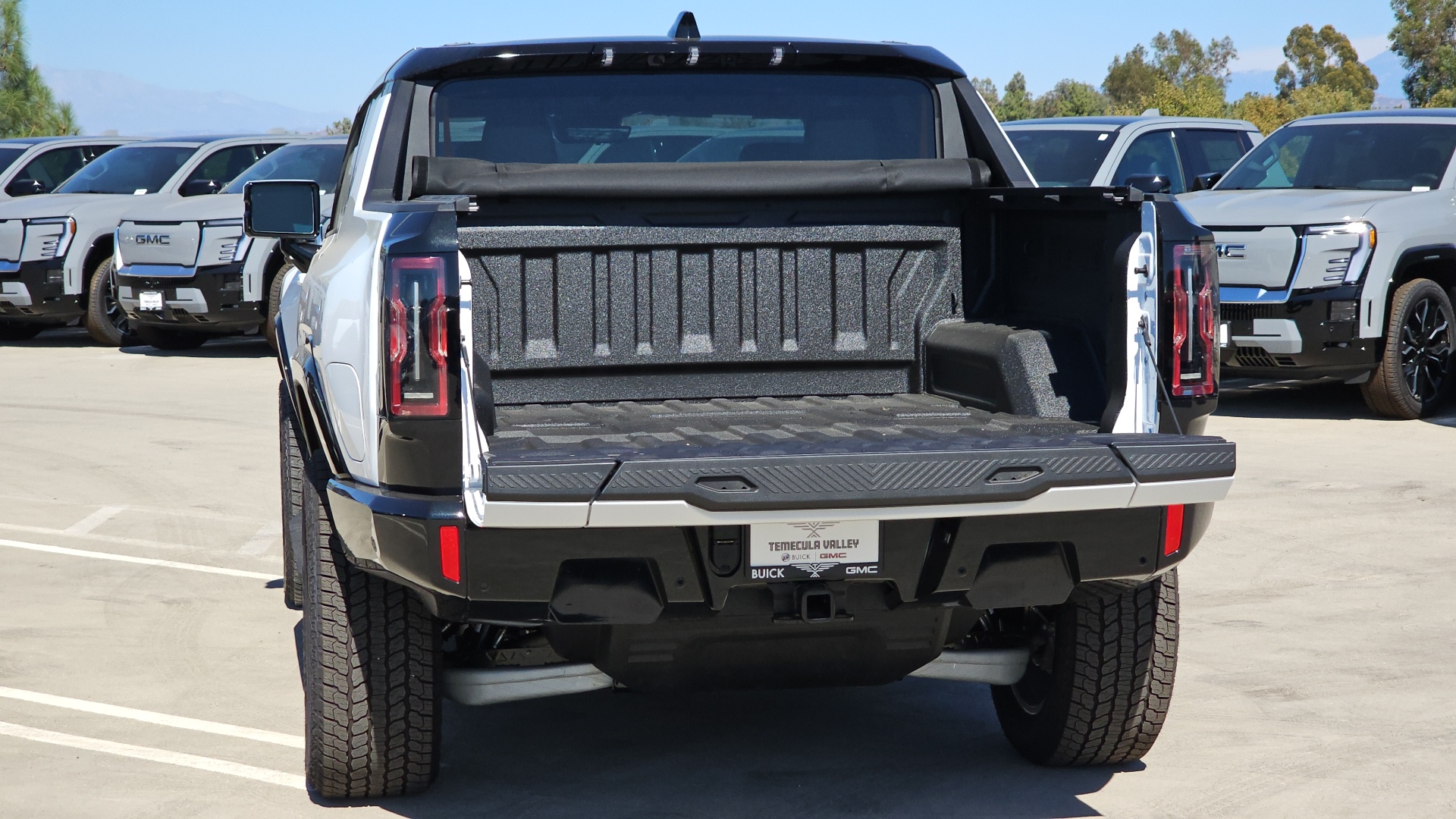 2025 GMC HUMMER EV Pickup 3X 9