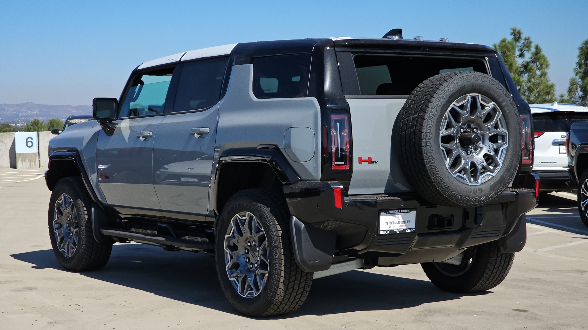 2025 GMC HUMMER EV SUV 3X 10