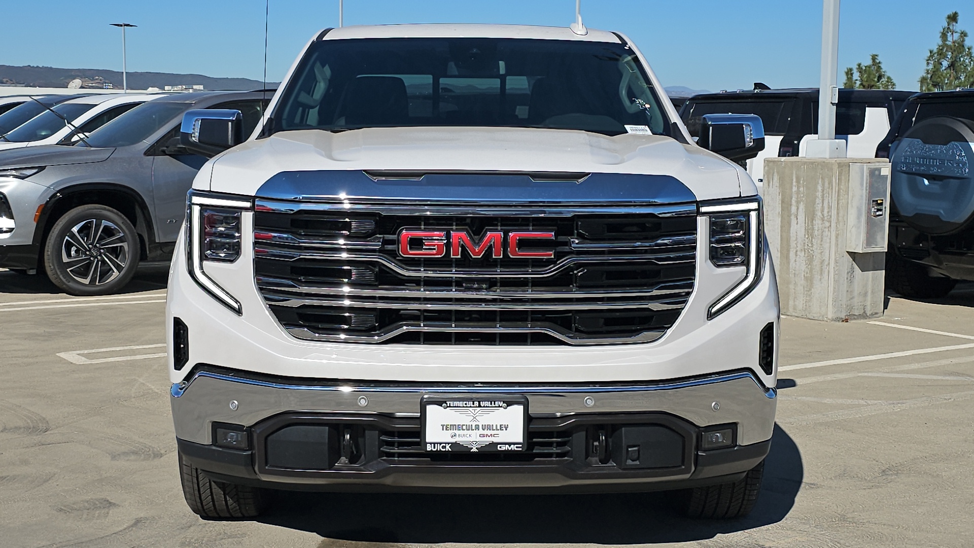 2025 GMC Sierra 1500 SLT 5