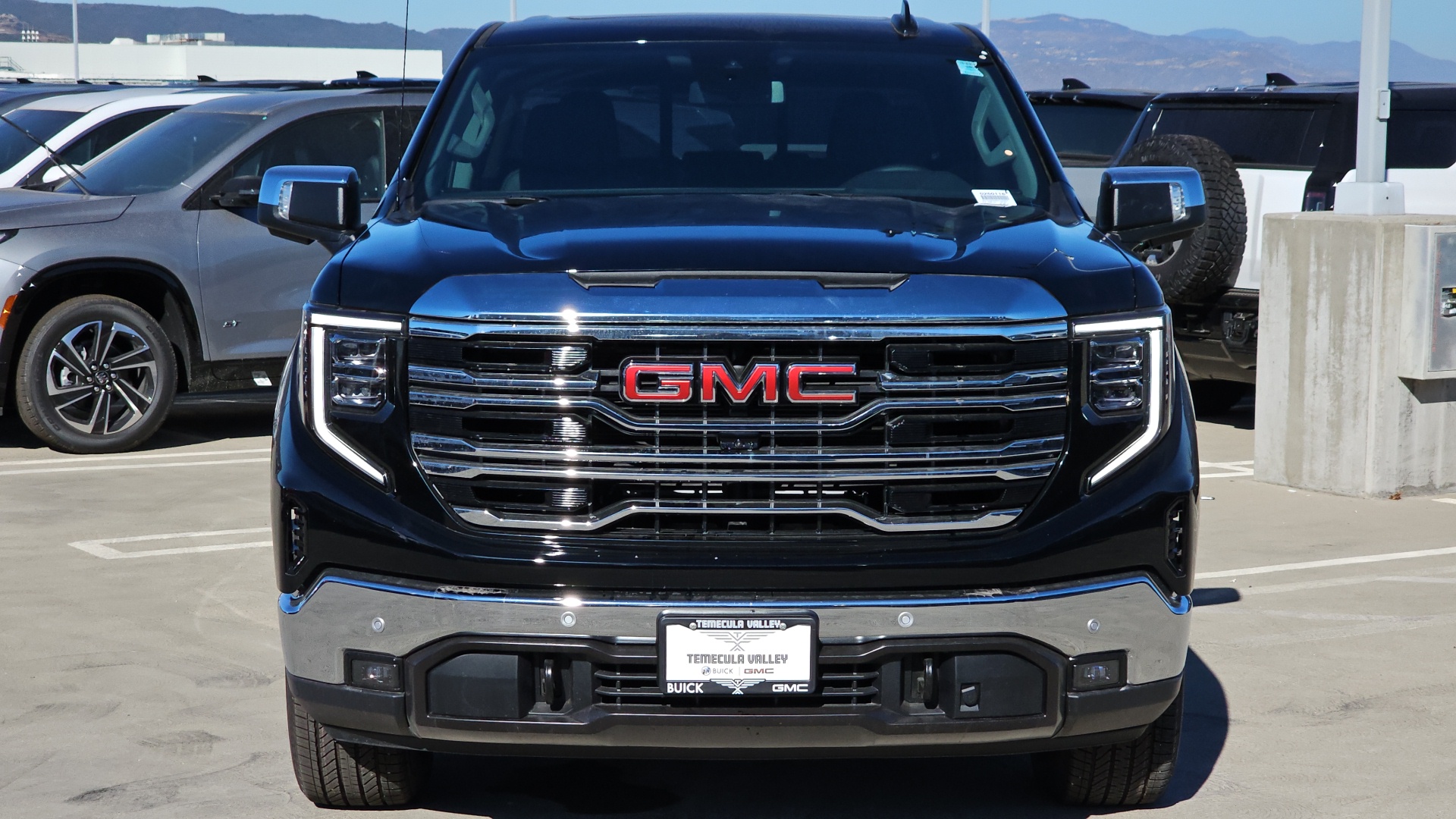 2025 GMC Sierra 1500 SLT 5