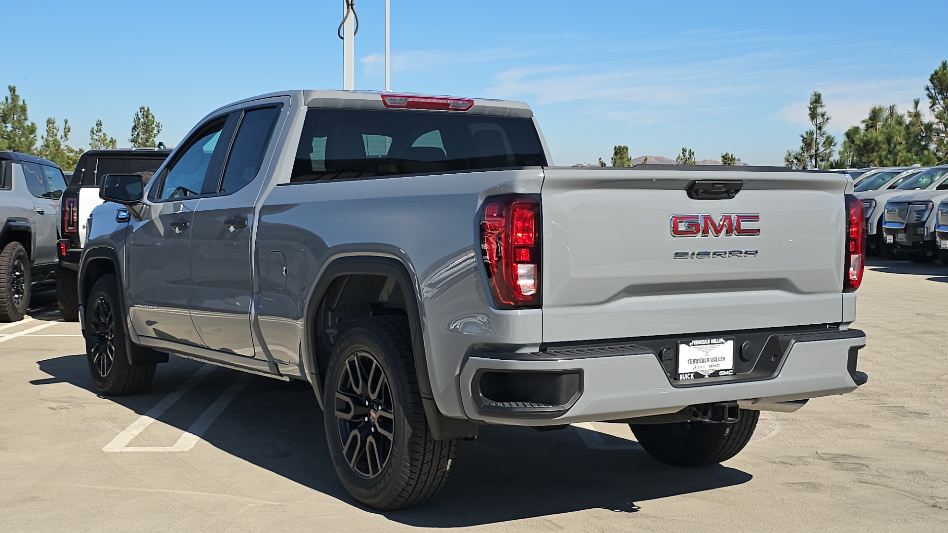 2025 GMC Sierra 1500 Pro 10