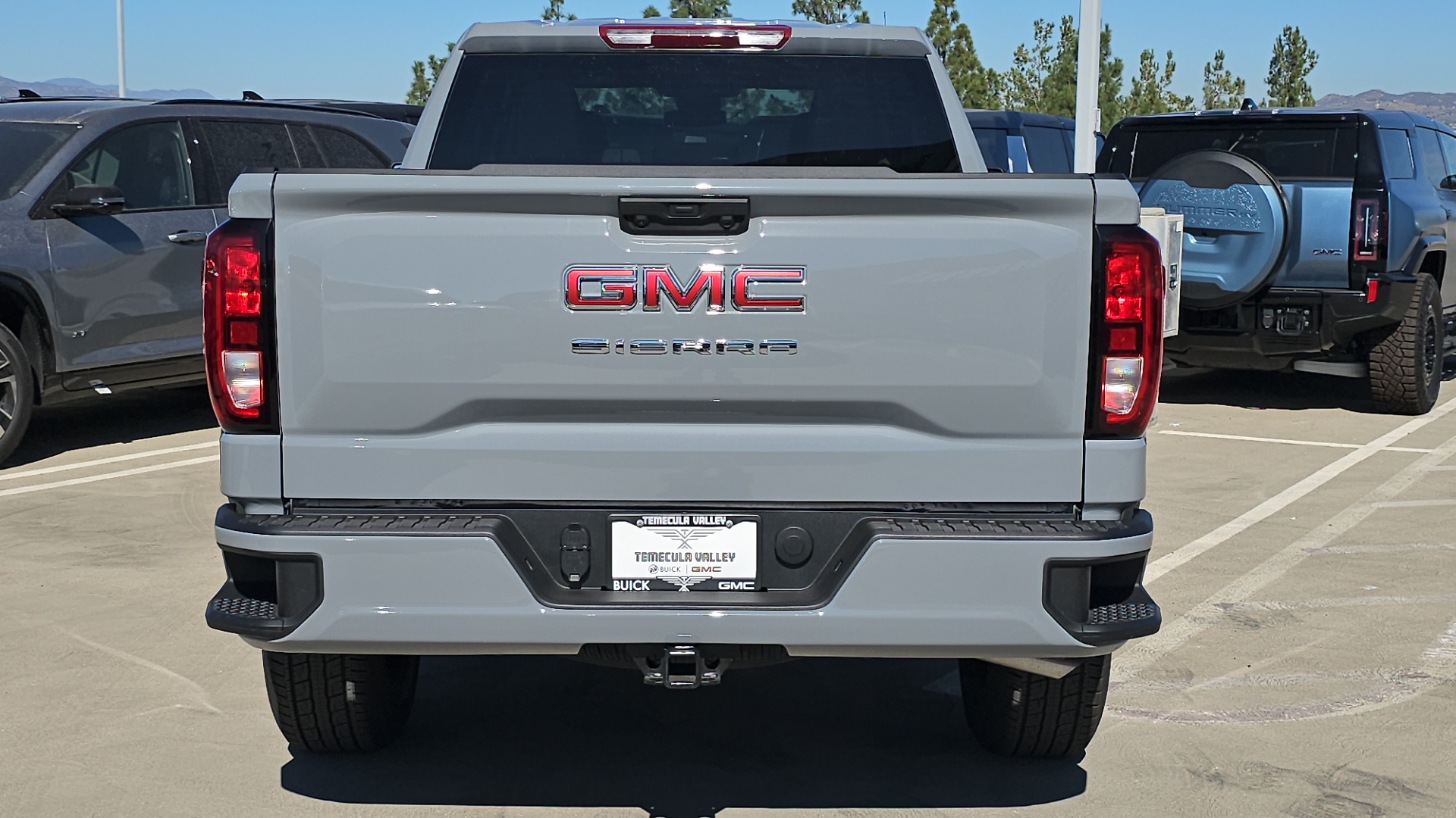 2025 GMC Sierra 1500 Pro 11