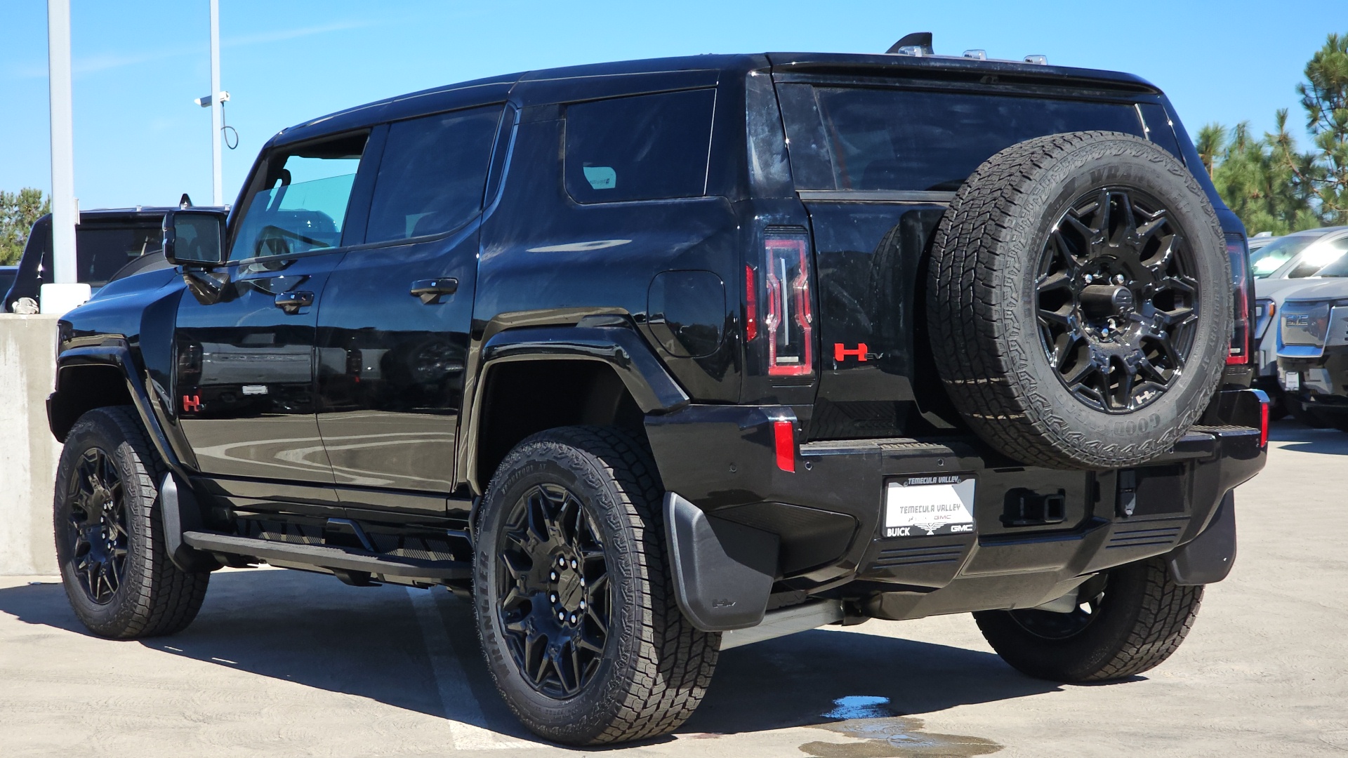 2025 GMC HUMMER EV SUV 2X 10