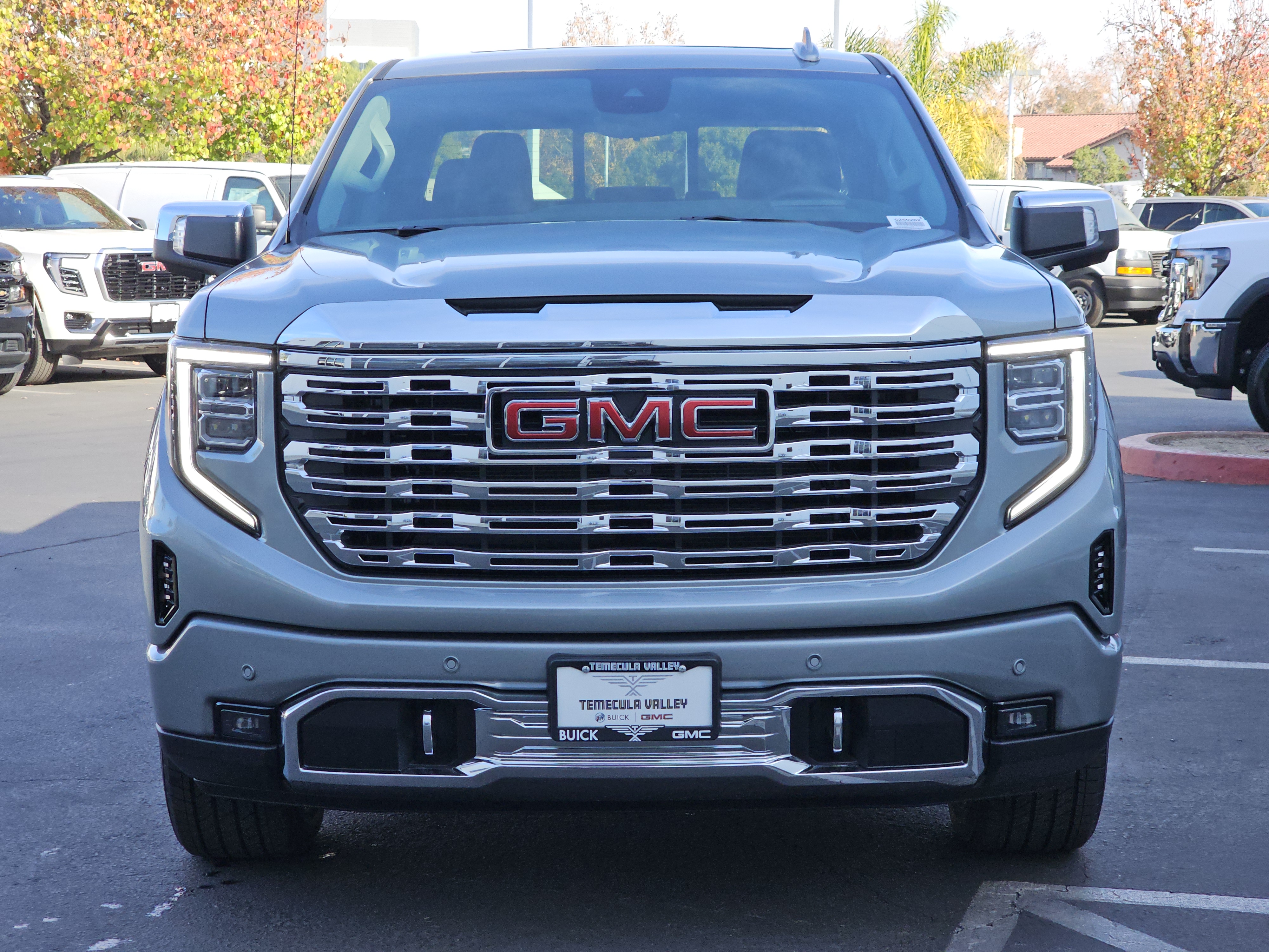 2025 GMC Sierra 1500 4WD Crew Cab Short Box Denali 5