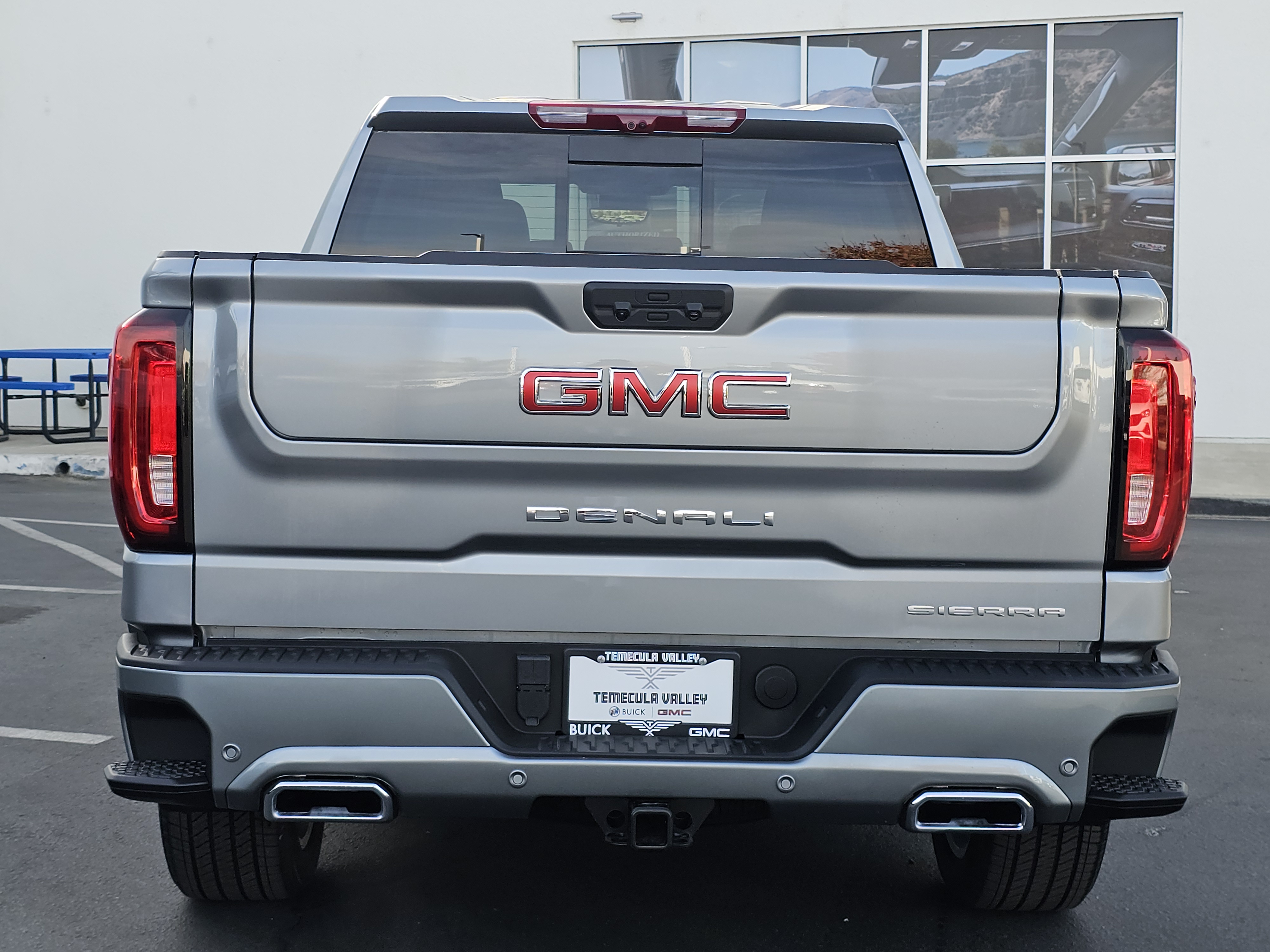 2025 GMC Sierra 1500 4WD Crew Cab Short Box Denali 12