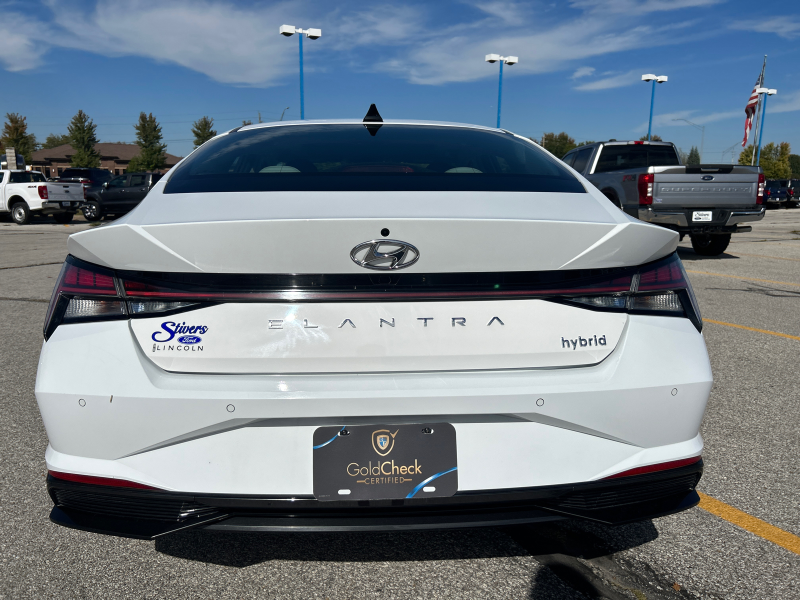 2022 Hyundai Elantra Hybrid Limited 4