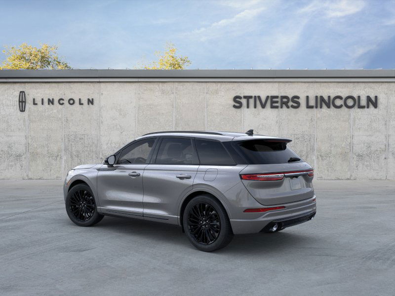 2025 Lincoln Corsair Reserve 4