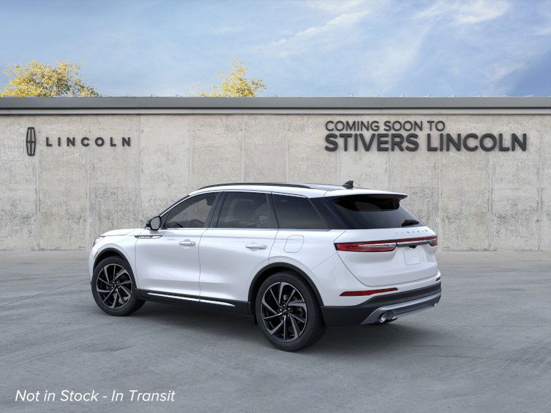 2025 Lincoln Corsair Reserve 4