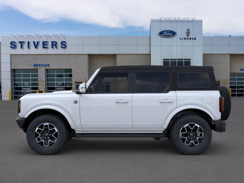 2024 Ford Bronco Outer Banks 3