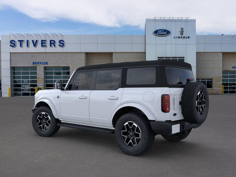 2024 Ford Bronco Outer Banks 4