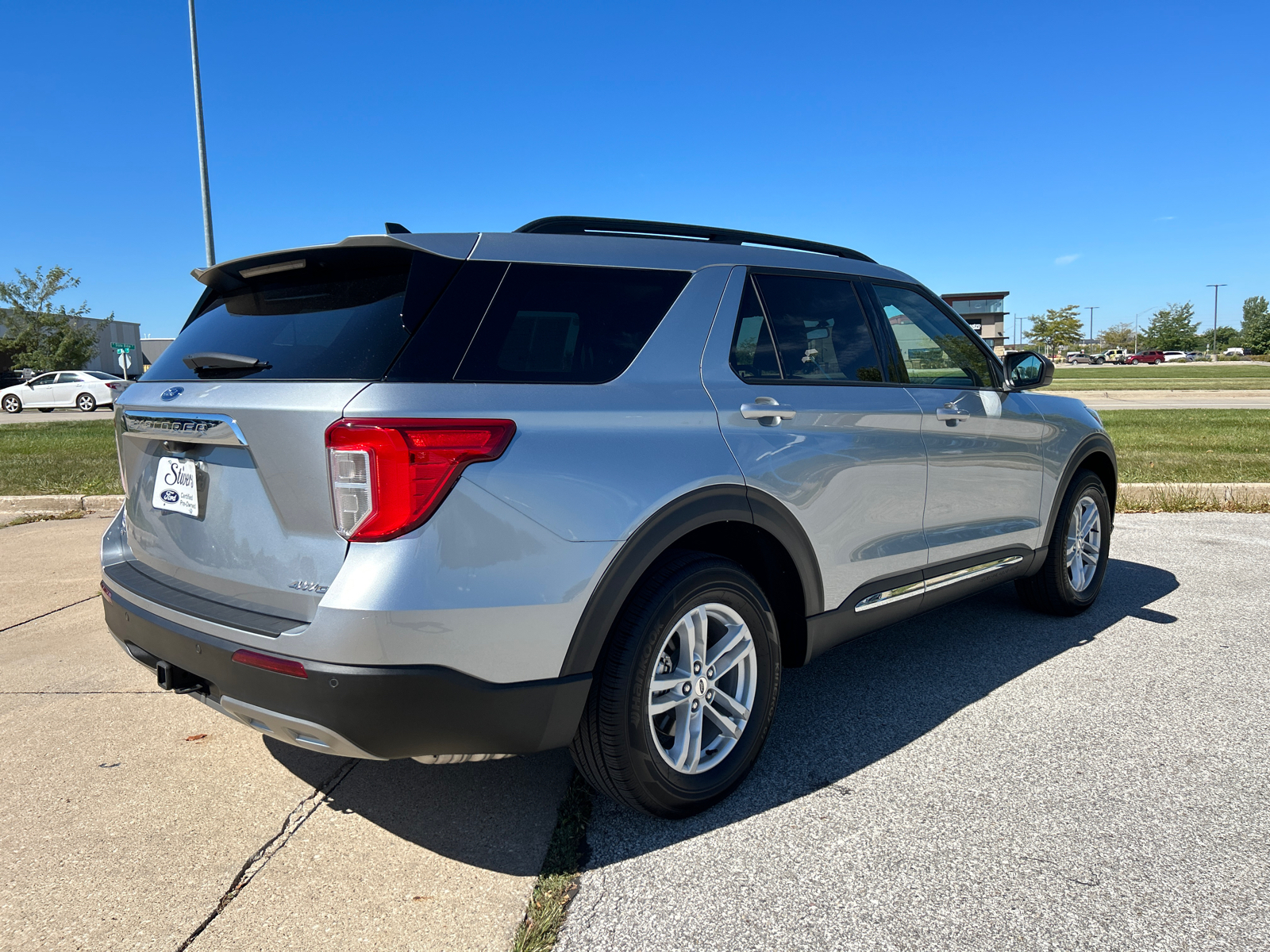 2023 Ford Explorer XLT 3