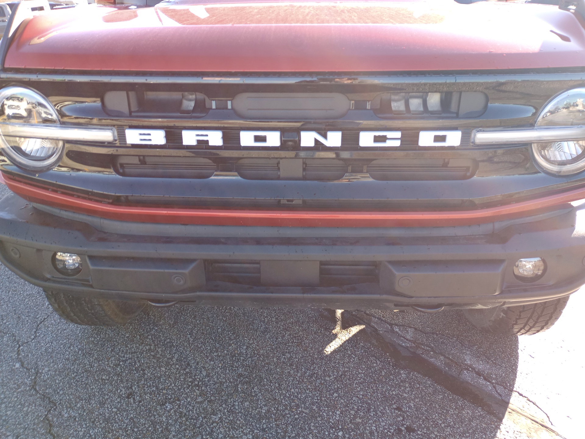 2024 Ford Bronco Outer Banks 33