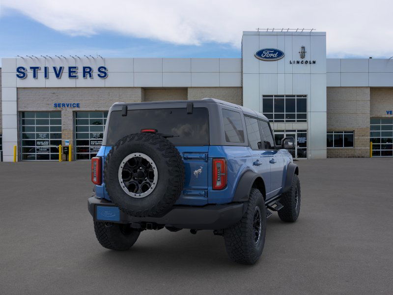 2024 Ford Bronco Outer Banks 8