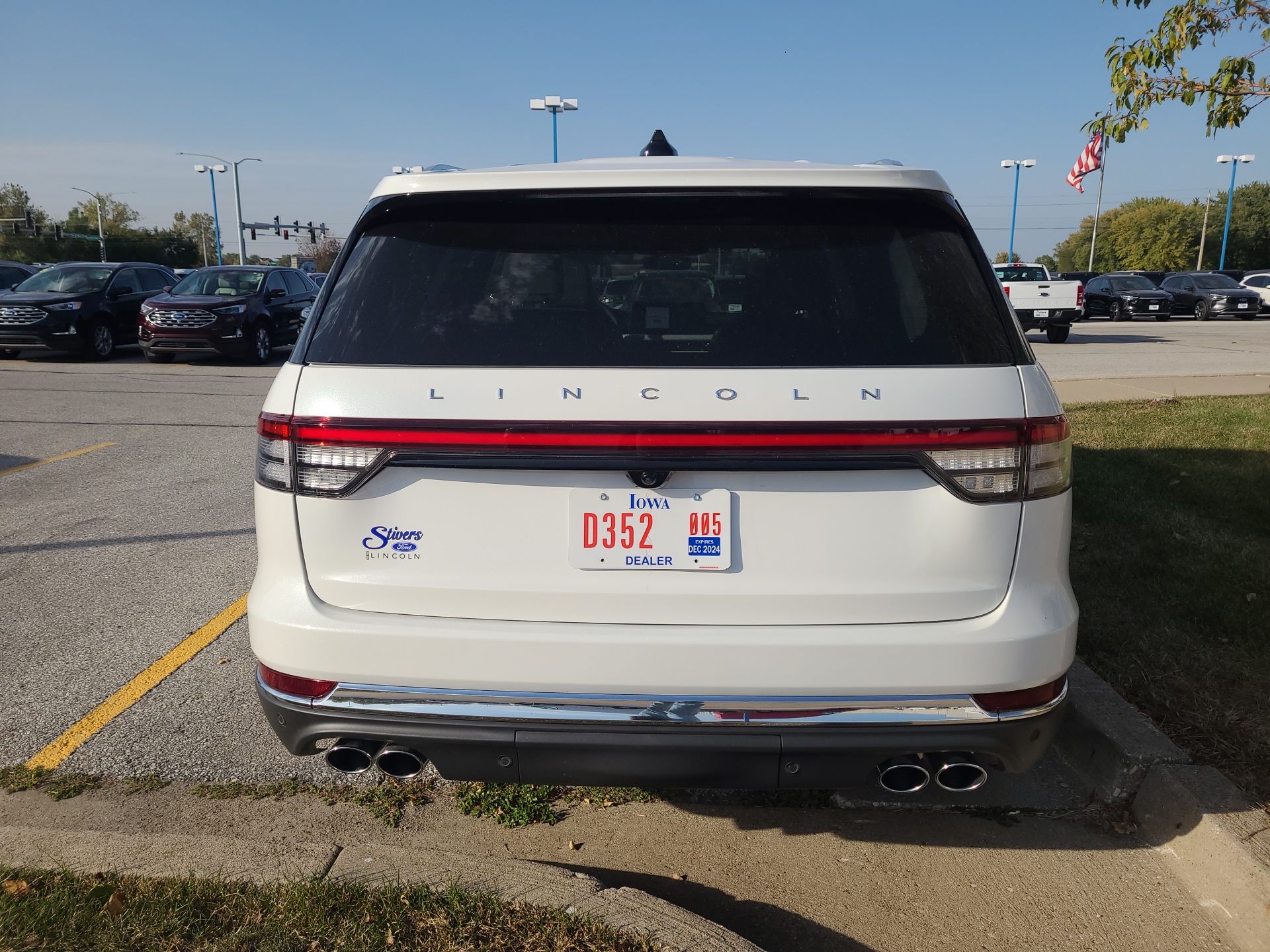 2025 Lincoln Aviator Premiere 4