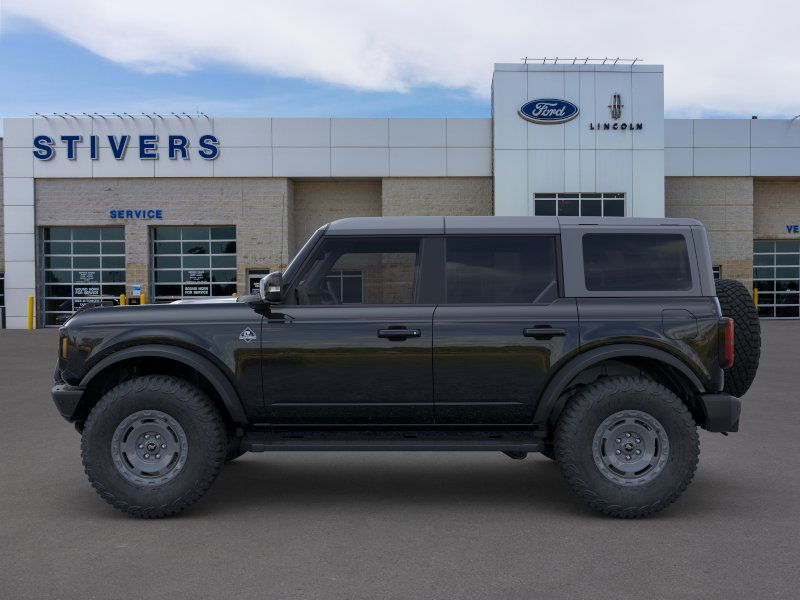 2024 Ford Bronco Outer Banks 3