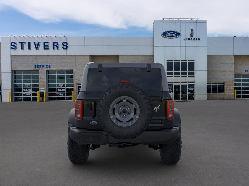 2024 Ford Bronco Outer Banks 5