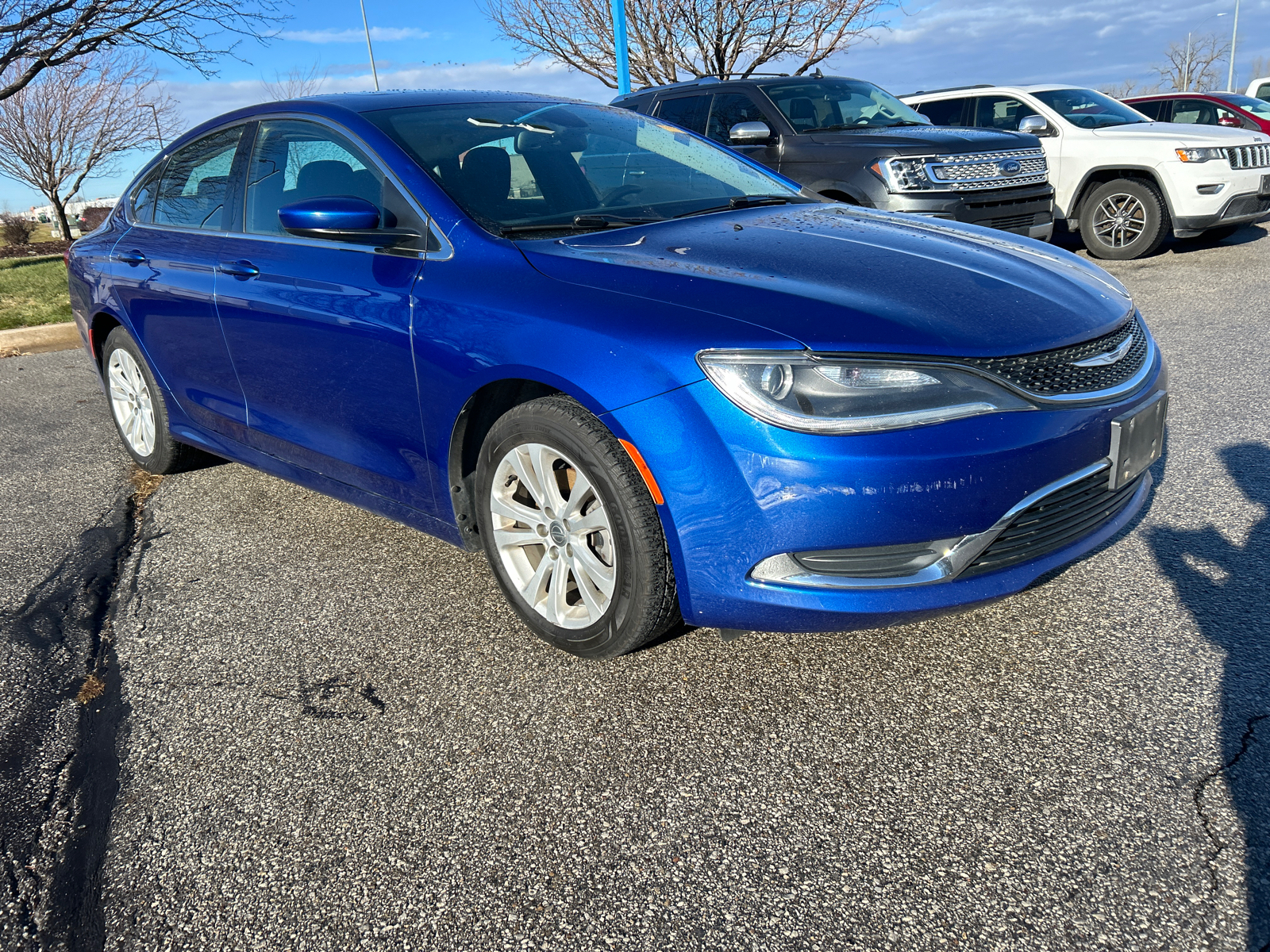 2016 Chrysler 200 Limited 3