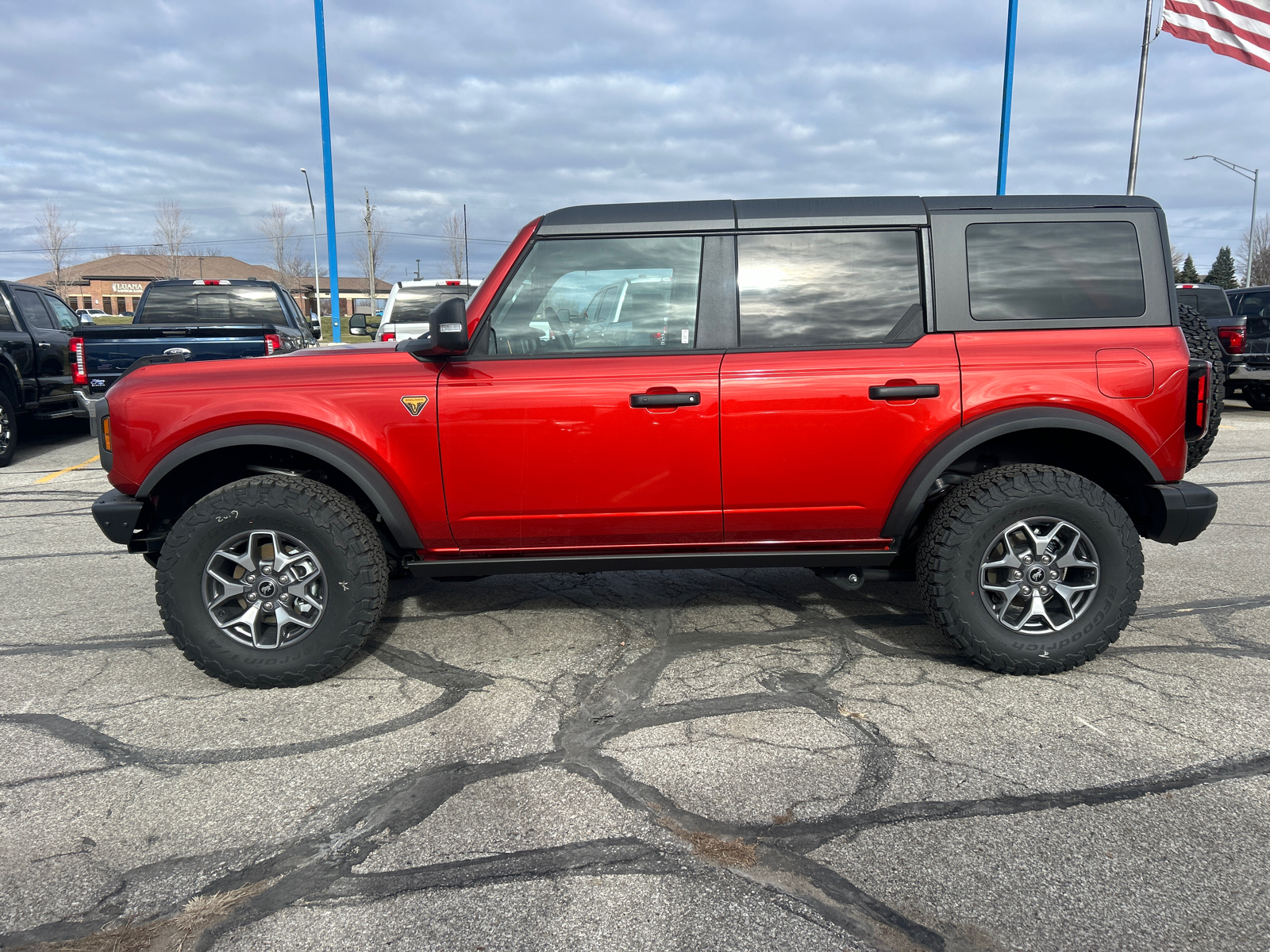 2024 Ford Bronco Badlands 8