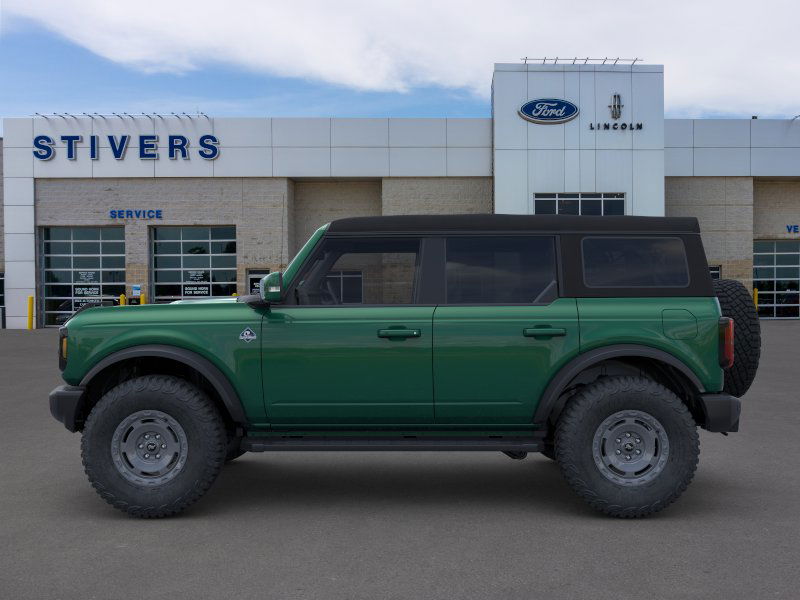 2024 Ford Bronco Outer Banks 3