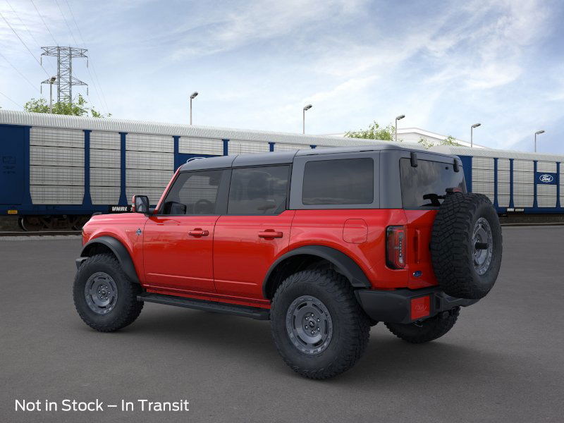 2024 Ford Bronco Outer Banks 4