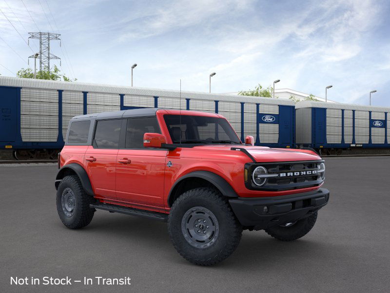 2024 Ford Bronco Outer Banks 7