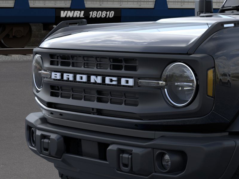 2024 Ford Bronco Black Diamond 19