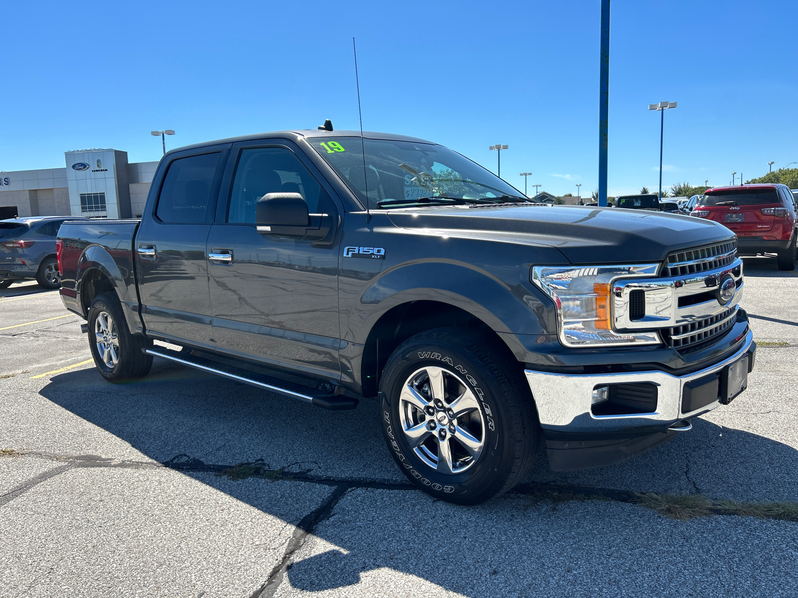 2019 Ford F-150 XLT 1