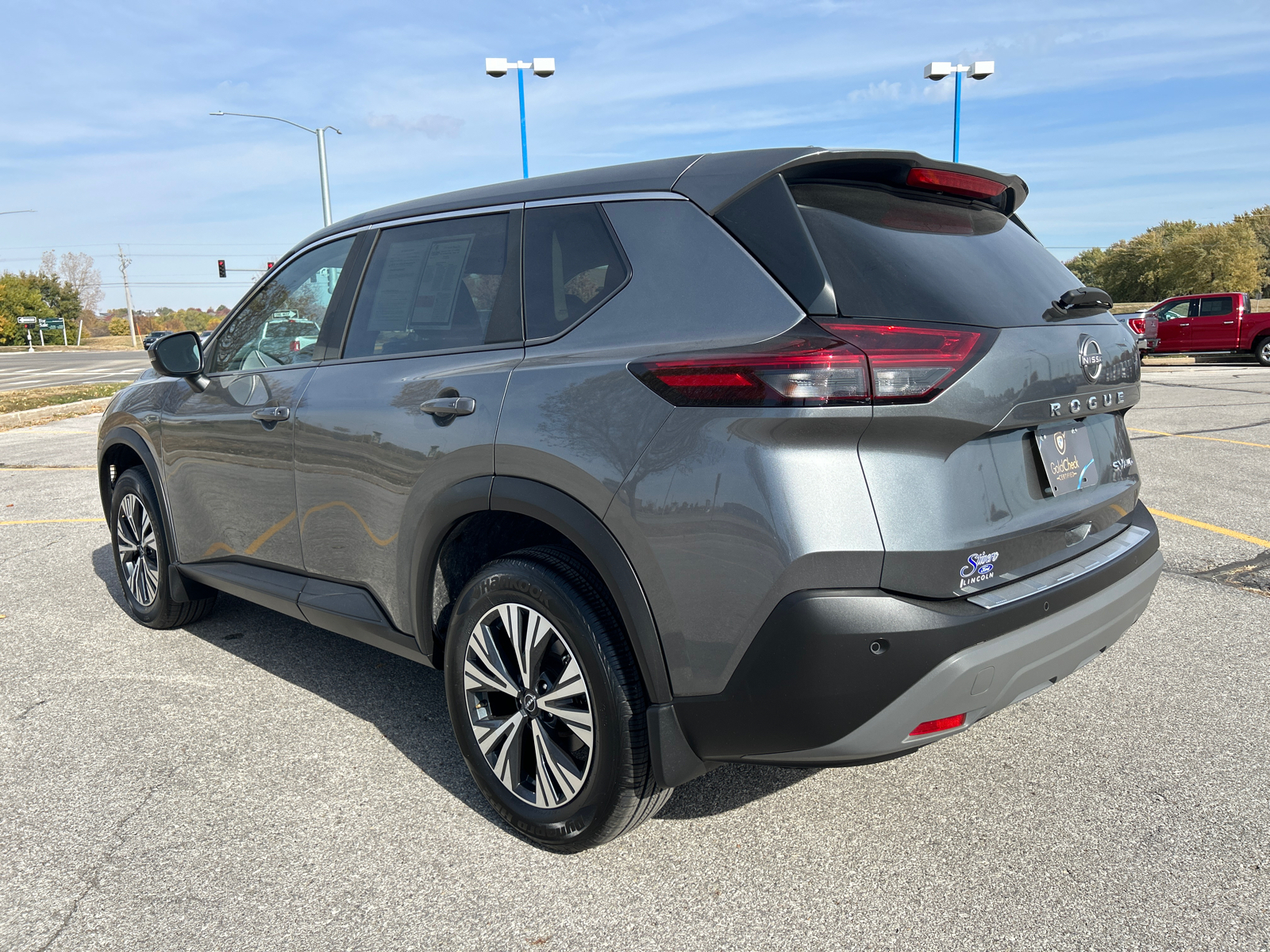 2023 Nissan Rogue SV 5