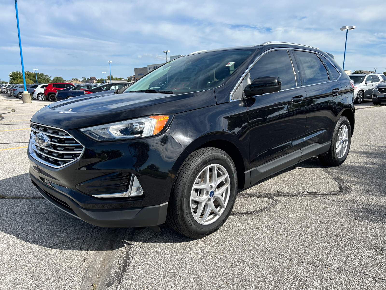 2021 Ford Edge  8