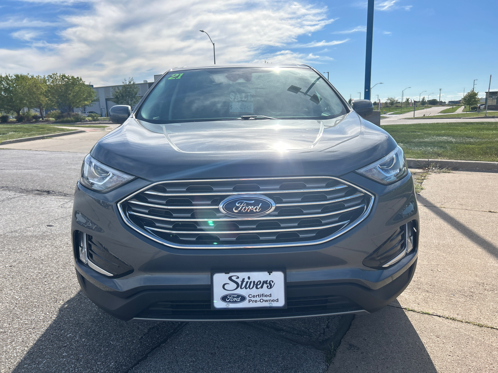 2021 Ford Edge  8