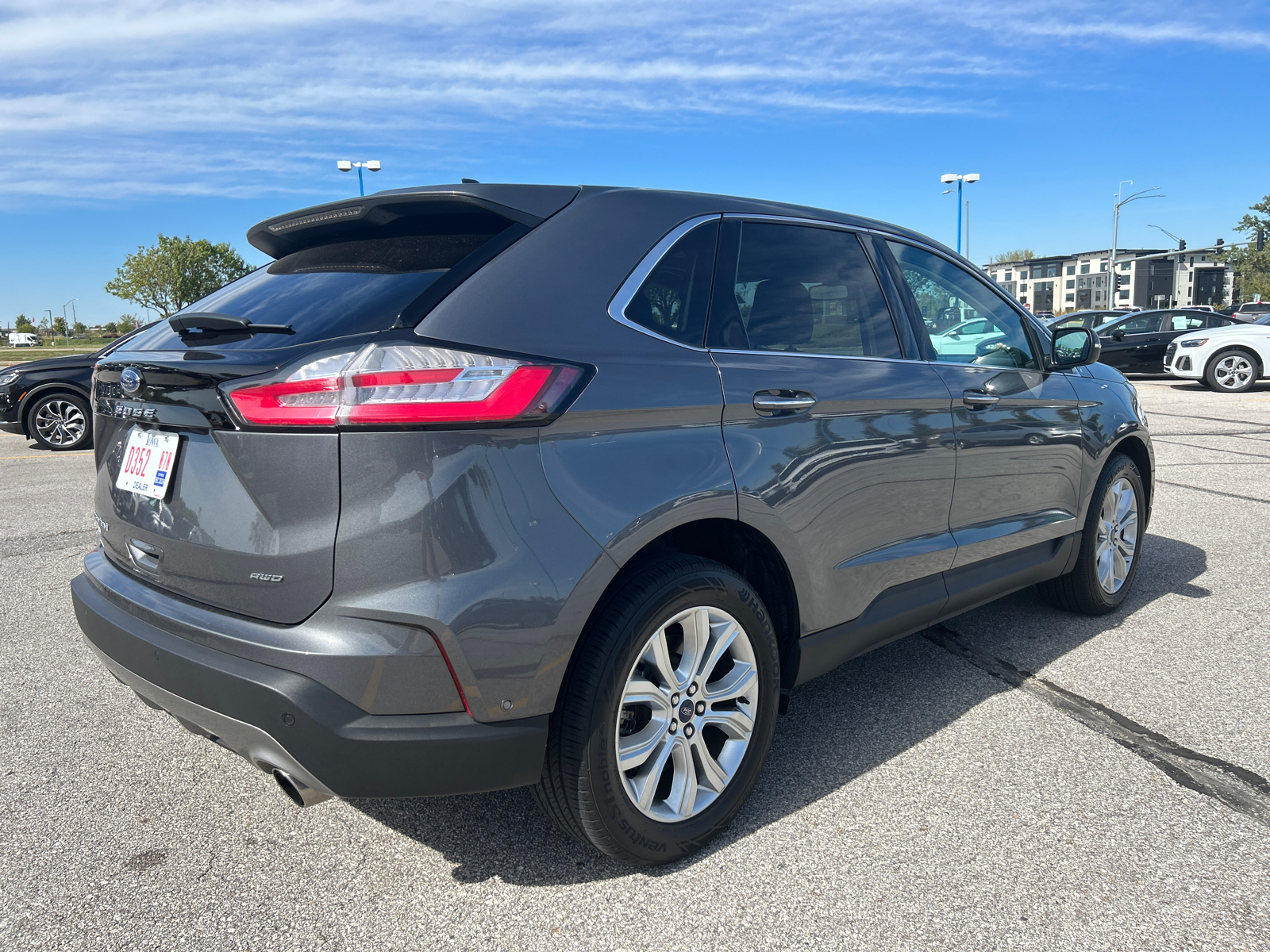 2021 Ford Edge Titanium 3