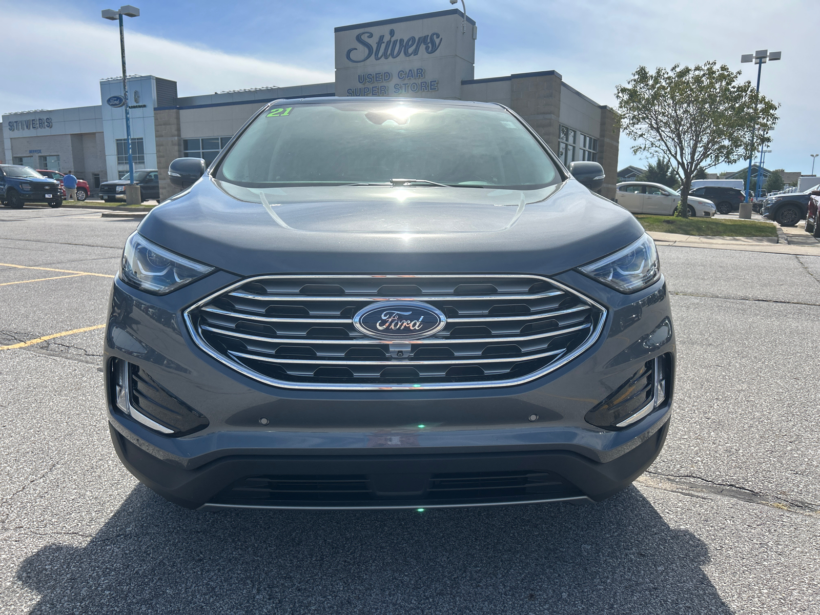 2021 Ford Edge Titanium 8