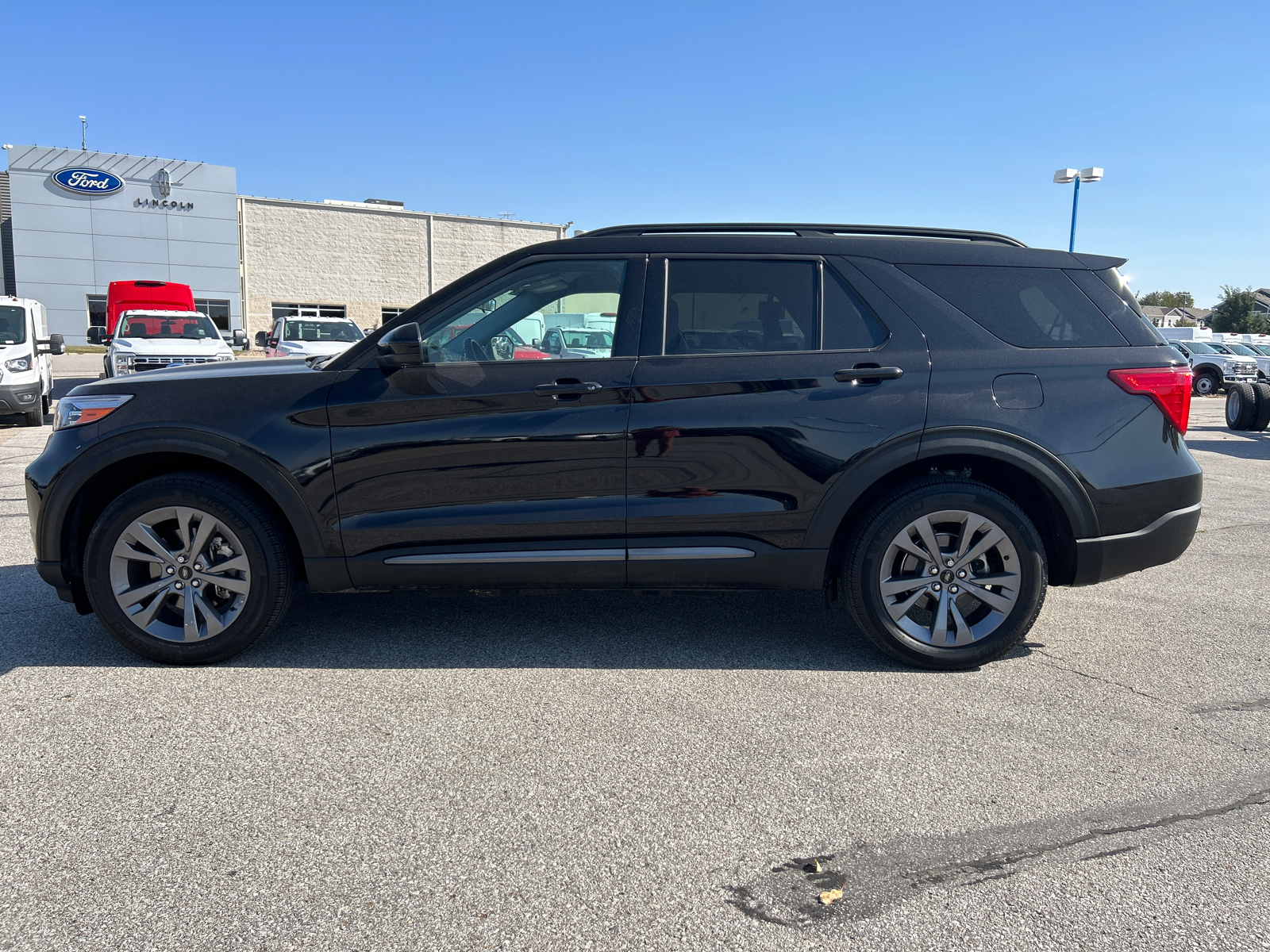 2022 Ford Explorer XLT 6