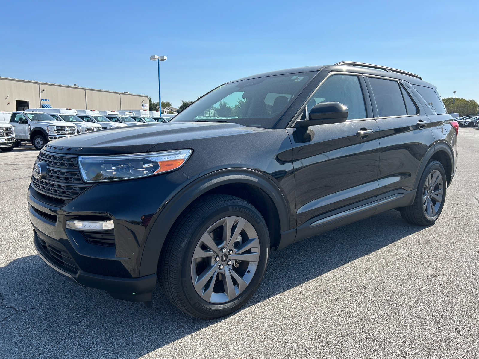 2022 Ford Explorer XLT 7